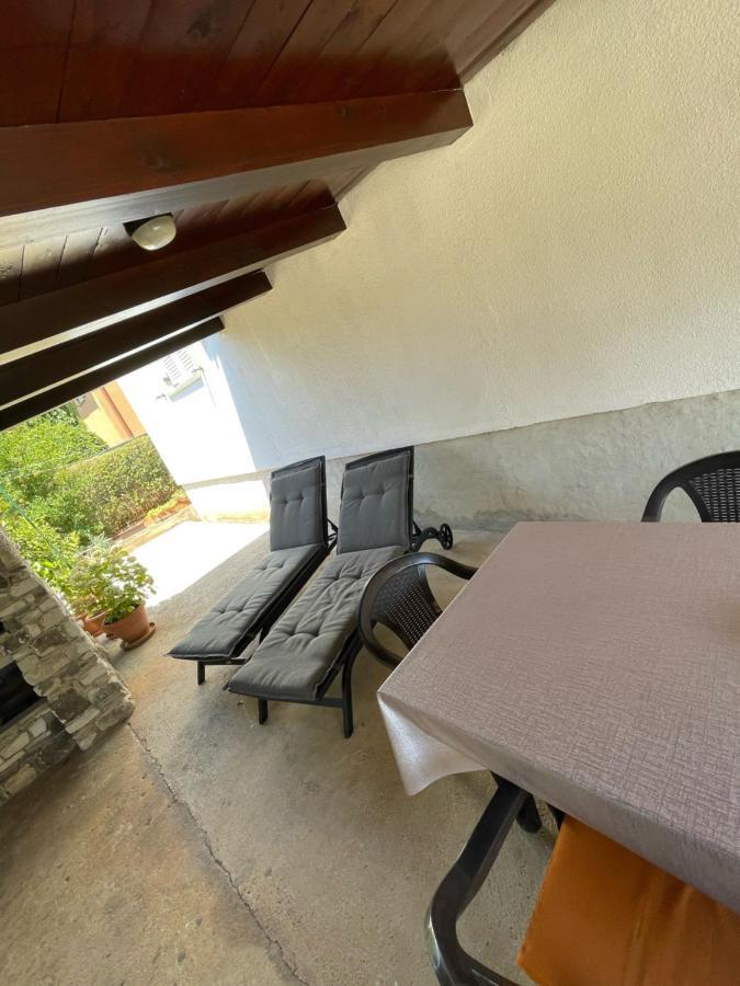 Apartman Varea Liznjan Bagian luar foto